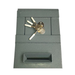 CAJA FUERTE URNA ALFARB19 ◊Fabricada en placa cal. 3/16 y puerta encal. ¼”. ◊Con ranura. ◊Con cerradura de llave tetra. ◊Juego de 5 llaves.
